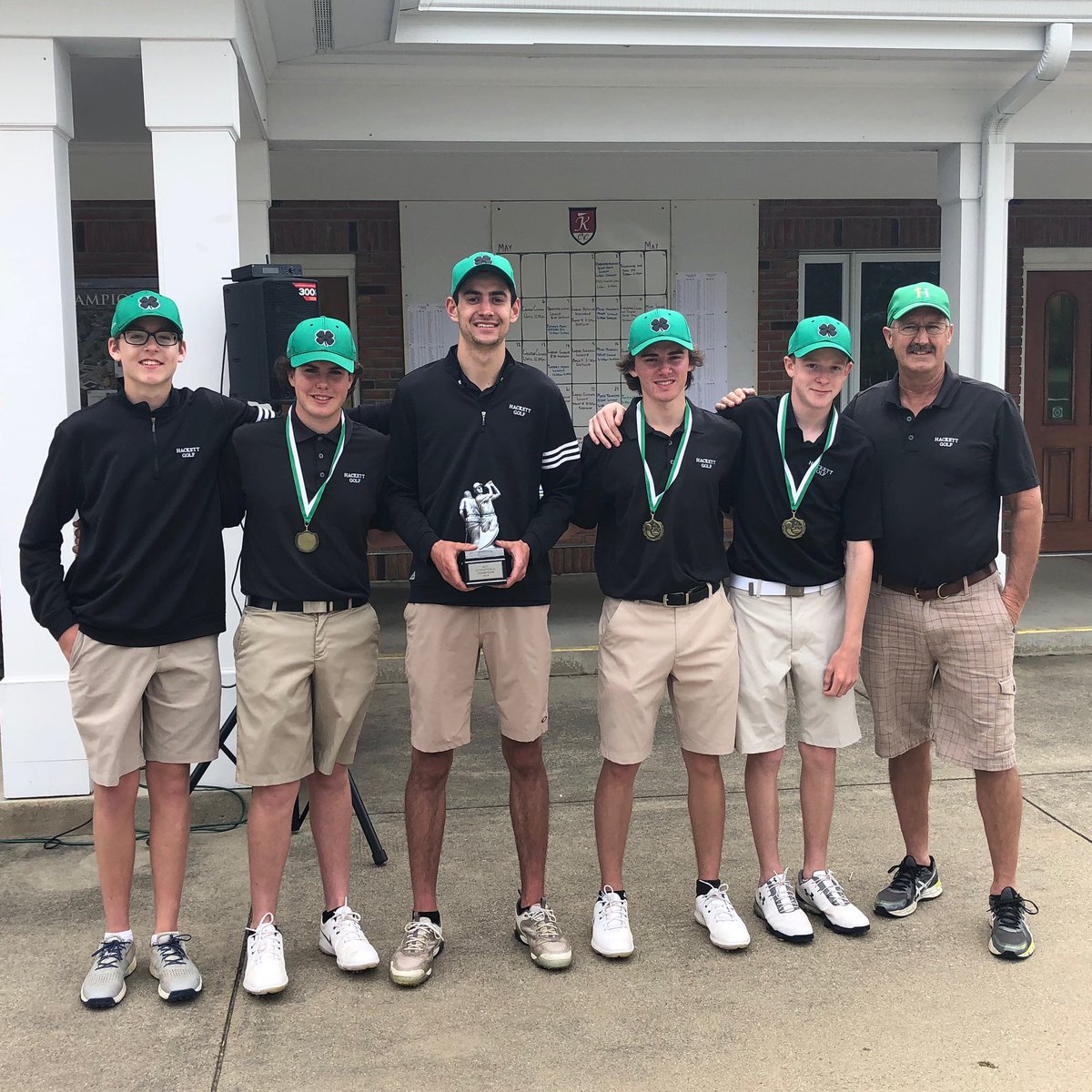 GolfHackett's tweet image. The Irish shot 312 today at the Kalamazoo Country Club and placed 1st as a team. Will Verduzco shot 73 and placed 2nd. Tommy Keyte shot 76 and placed T-3rd. Ryan Chafty shot 79 and placed T-7th. Aidan Giilig shot 84 and Ben Bridenstine shot 87. #GNSL #IABF