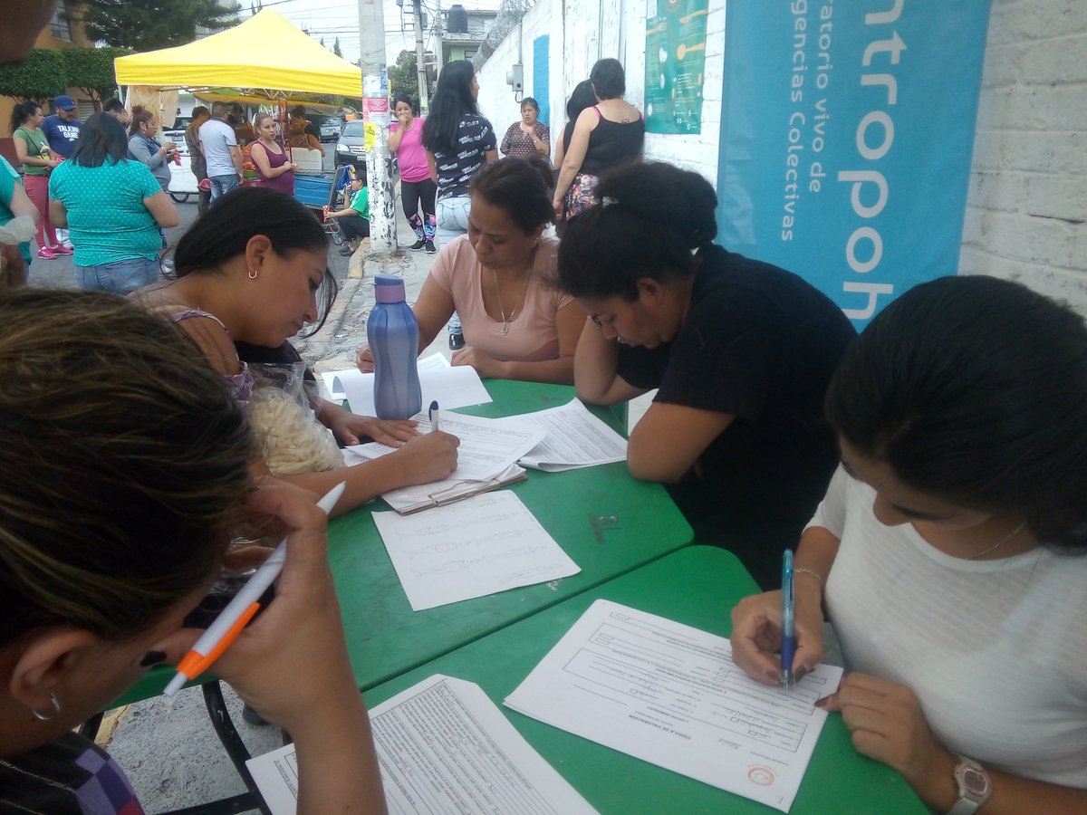 antropohackers's tweet photo. Salud digital en contextos educativos!!!

Participación social en el diseño de tecnologías para la salud y la educación en México 😉👩‍💻🙅🏃
#tecnologiasciudadanas
#salud
#Educación 
#SoftwareSocialLab https://t.co/aWKMuGoQtV