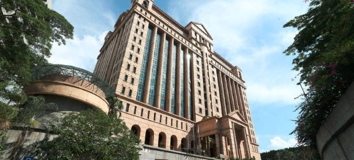 CoinNewsChannel's tweet photo. The Malaysian #Stock #Exchange is working to test the concept of borrowing and lending using the #blockchain(PoC). The initiative Bursa Malaysia is aimed in particular at increasing #transparency, and solving other problems associated with lending securities in the country. https://t.co/5k23uUF9Qr