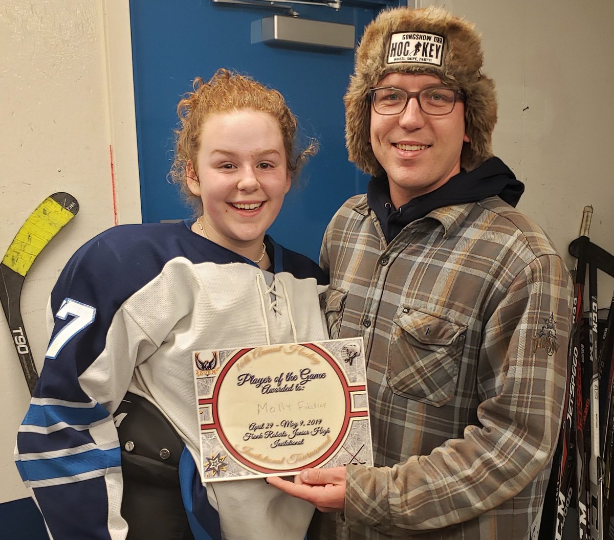 MrBeckNL's tweet photo. @SKHMavsHockey Bounce back and win 3 - 0 over Beaconsfield. 

Goals from Hayes and Stamp

PoG goes to Molly for shutting everything down on defense, way to go! 
#bleedblue
@skhmavericks https://t.co/d5jFhXgiXm