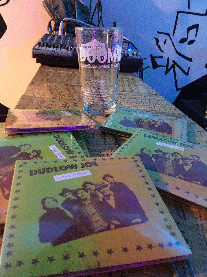 Dudlow Joe (@dudlowjoe) on Twitter photo We had great fun at our gig on Saturday night at the Pickled Inn at Evercreech, made to feel very welcome. Enjoyed the #doombar by <a href="/SharpsBrewery/">Sharp's Brewery</a> too. We had great fun at our gig on Saturday night at the Pickled Inn at Evercreech, made to feel very welcome. Enjoyed the #doombar by <a href="/SharpsBrewery/">Sharp's Brewery</a> too.