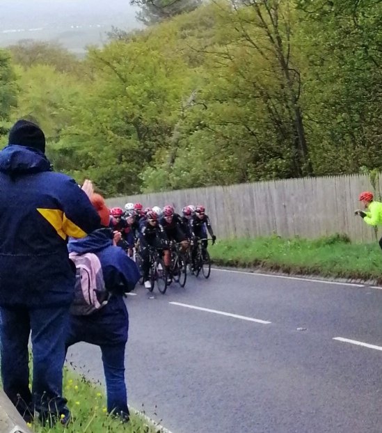 lister_amanda's tweet photo. @chrisfroome waited 5 hours on Lythe Bank for le tour to ride by. Totally worth it. Too excited to have this photo on my phone!! #vavafroome https://t.co/JiLDVrUN1w