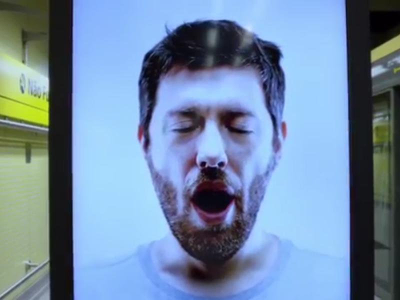 #ADoftheday: #Billboard that makes you #yawn at eugenianazarova.com/a-billboard-th…  #ContagiousBillboard #cafepele #Coffee