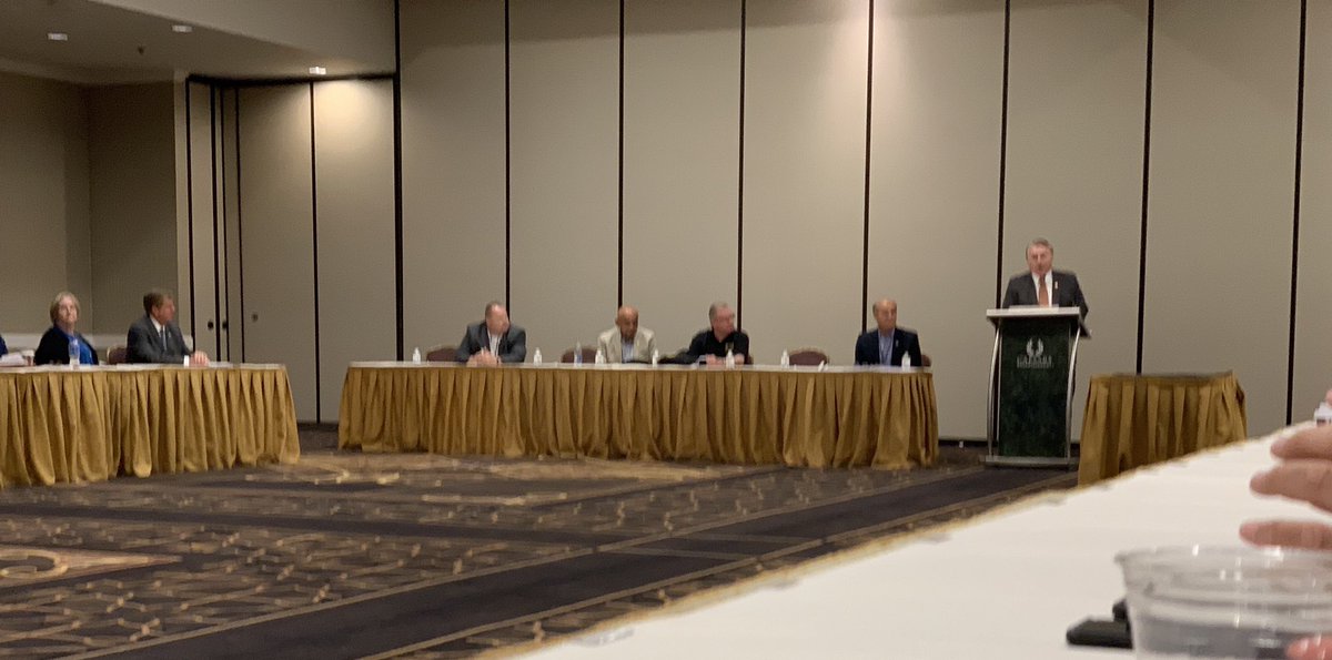 rocbite's tweet image. Packed house for a @Teamsters Organizing session! #hoffa #farmerorganizes