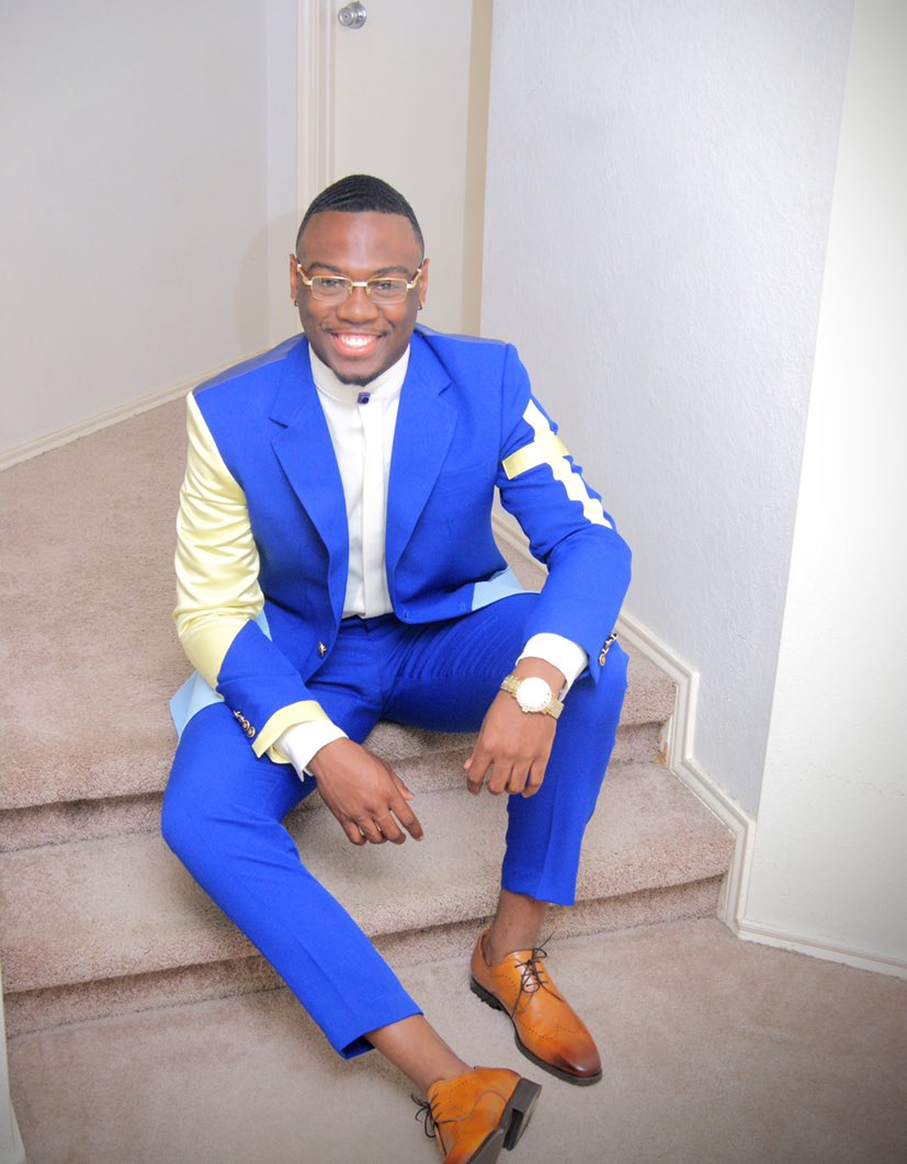 jariosoo_'s tweet photo. mellow yellow but this BLUE the truth! 💧👑 #nsshprom2k19 https://t.co/fKY1SQyjUw