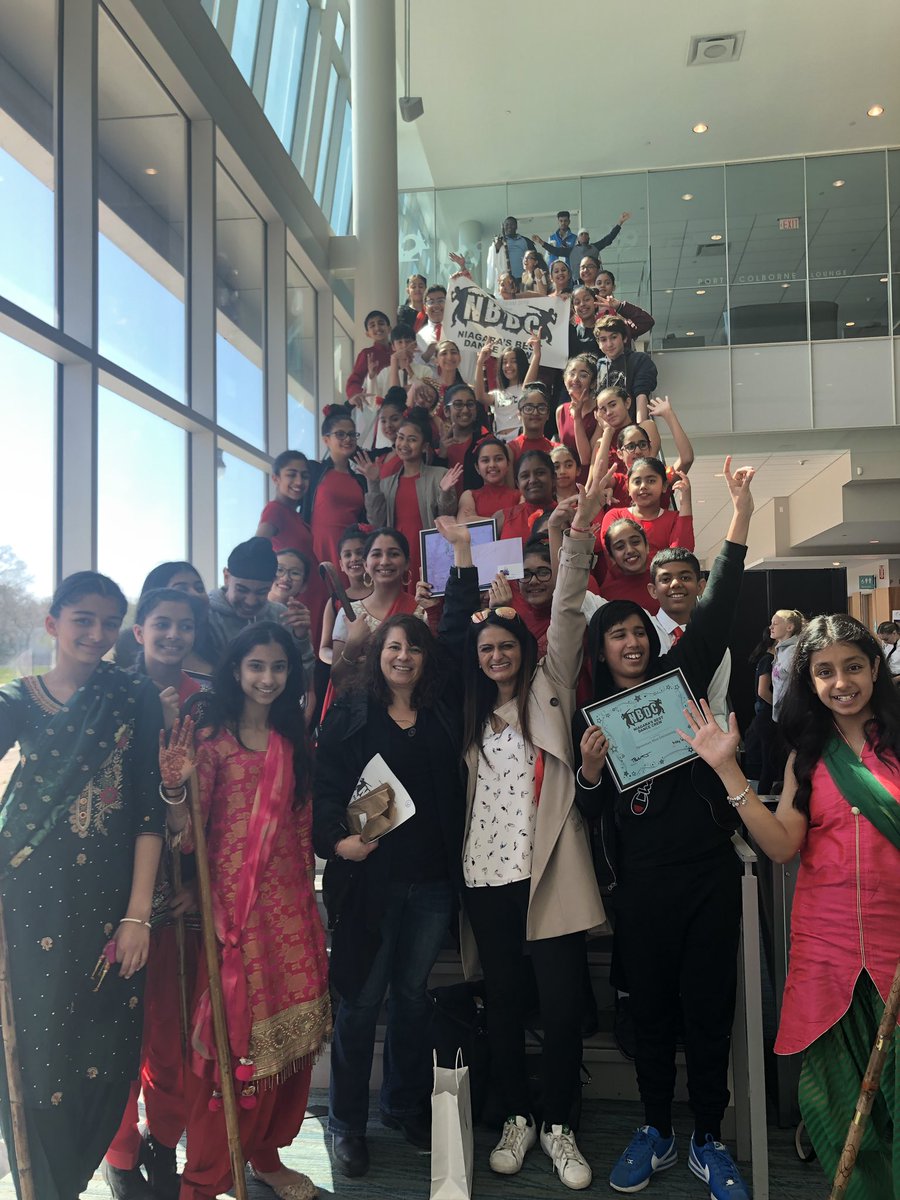 MsCardinali's tweet photo. Another amazing performance!!! Way to go Eagles! So proud of you. You cleaned up at this award ceremony. True teamwork #Eldoradofamily @Maribellotus @EldoradoPDSB @PeelSchools @ClimatePeel https://t.co/lYBtHhz7YW