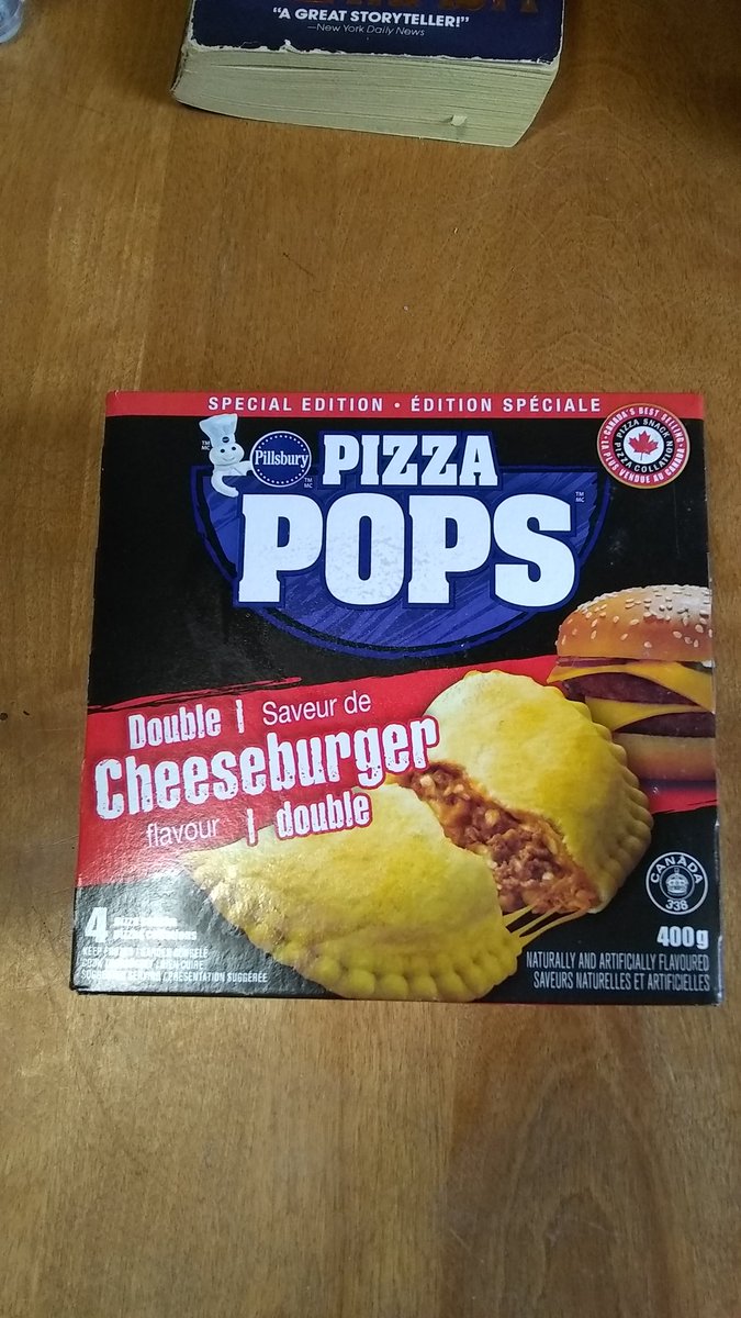 Baird9965's tweet image. These are strange. They have that artificial pickle flavouring that I&apos;ve tasted before, but the after taste is like vanilla ice cream? Very weird. #PizzaPockets #FoodReview
