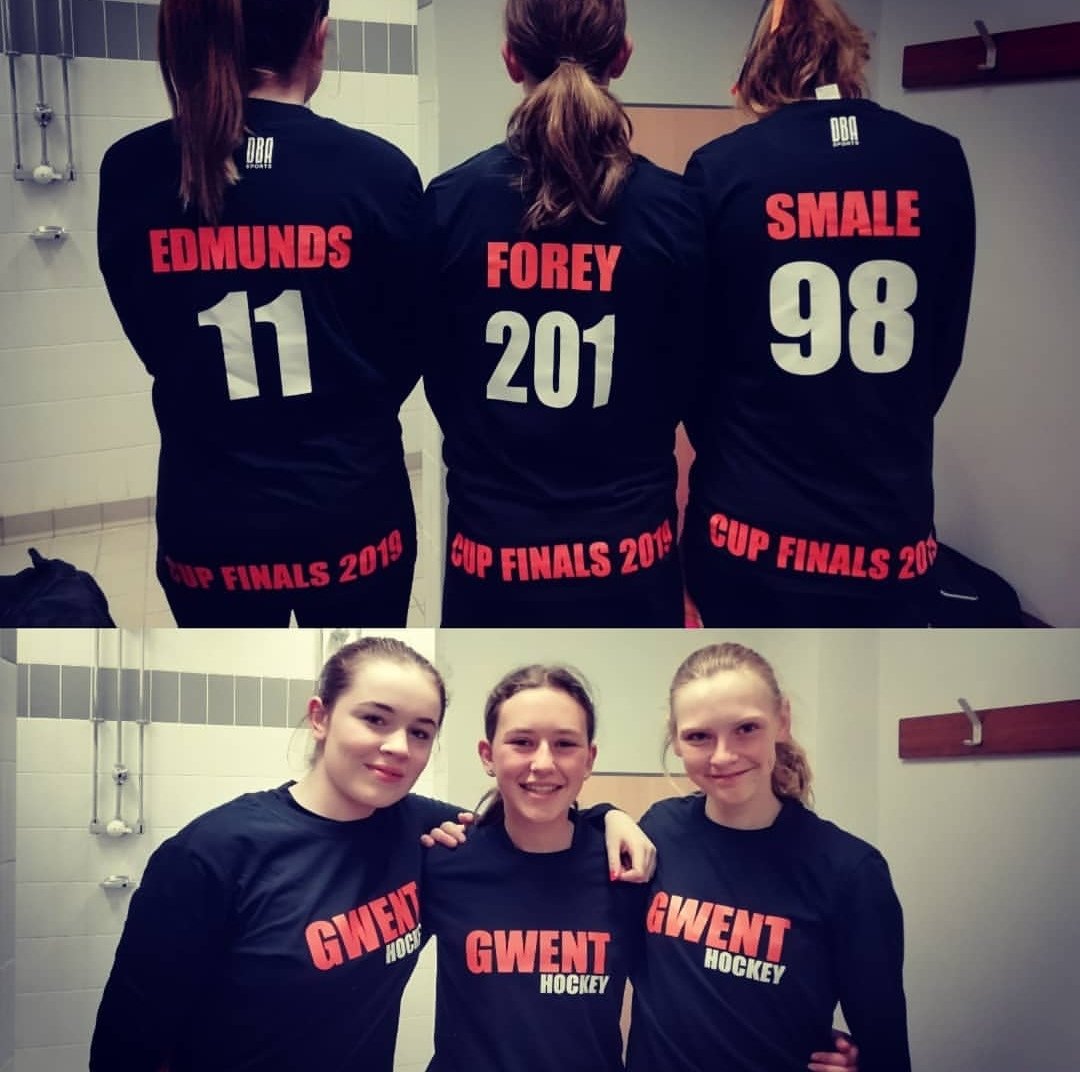 GwentHockeyClub's tweet photo. Fantastic to have three U15 girls involved in our Cup Final win yesterday. A glimpse into the future of Gwent senior teams! 

#OrangeArmy #EncouragingYouth #FutureStars #GwentStars #OneUnitedClub #HockeyFamily https://t.co/1CD2nxIa8p