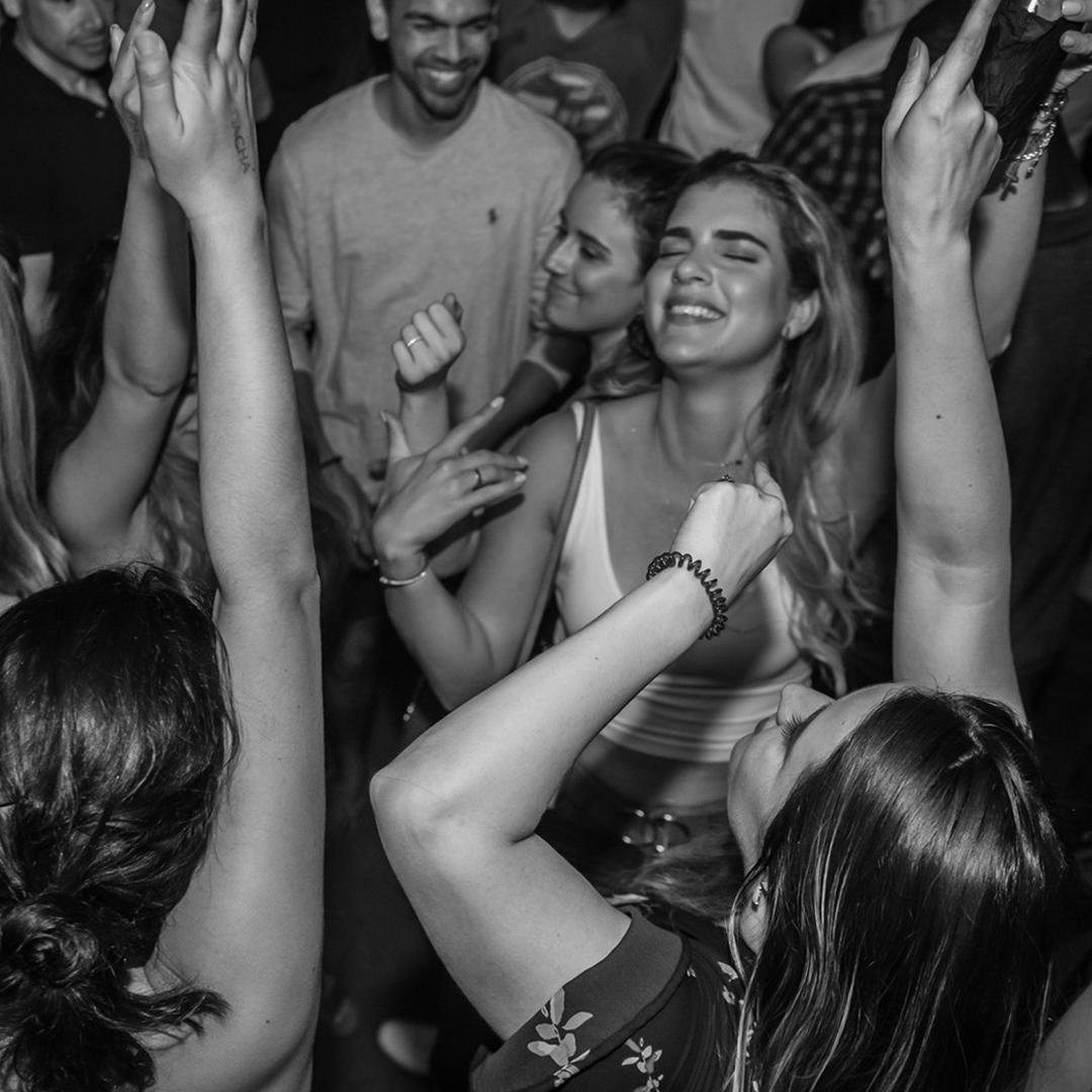 skylitedc's tweet photo. Come with your smile and positive vibes at El Centro 14 Street &amp; Georgetown every weekend for our International Nights Edition. No Cover. 21+ 
#OnlyWithSkyliteDC https://t.co/g0d2RuEMYO