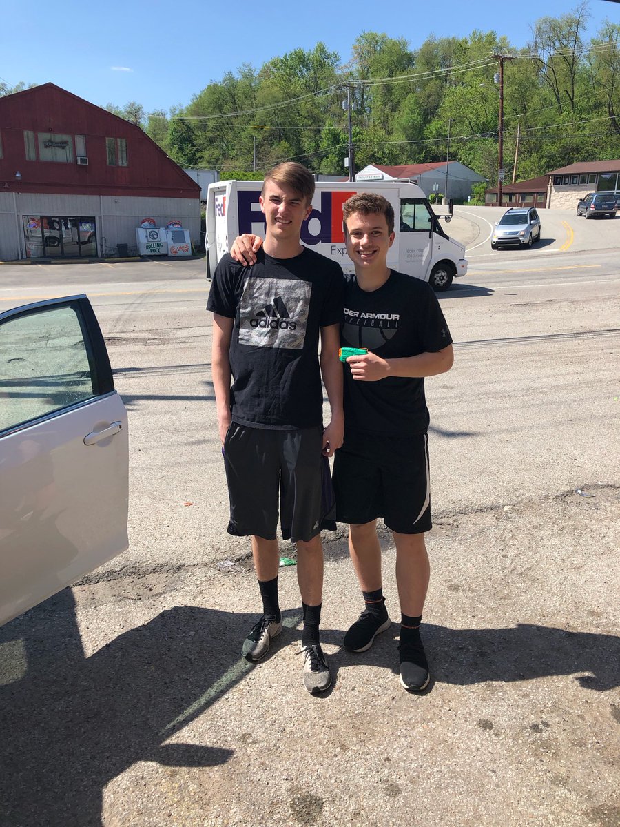 PHSassassin2k19's tweet photo. Matt gets his first Target ‼️‼️ 🤭 The round ends tomorrow at midnight 💦🔫❔ https://t.co/1oR86MrYDW