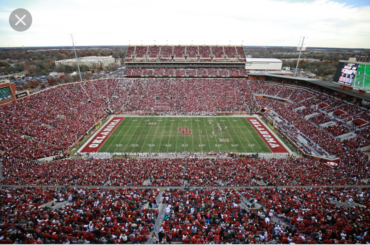 DallasWalkerIV's tweet photo. Blessed to receive an offer from the University of Oklahoma🔥🚨🙏🏾 #sooner #BoomerSooner #oklahomasooners https://t.co/azUuZ1Eq5Z