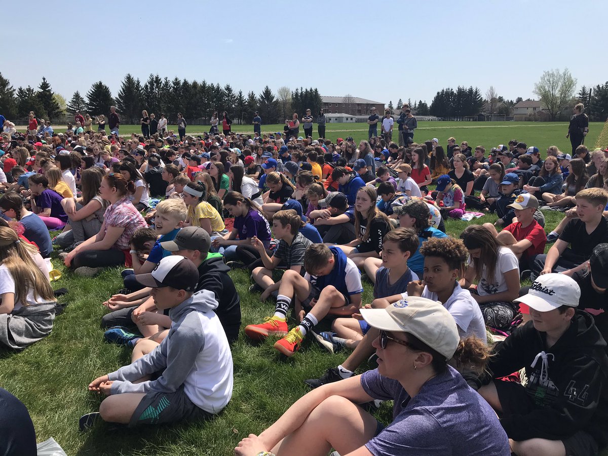 Great Music Monday celebrations in Dorchester today! Thanks <a href="/MUSICLDSS/">LDSS Music Program</a> <a href="/RedHawksMusic/">Mrs. Callowhill</a> <a href="/carjacnor/">JACKIE NORMAN</a> for a great day!