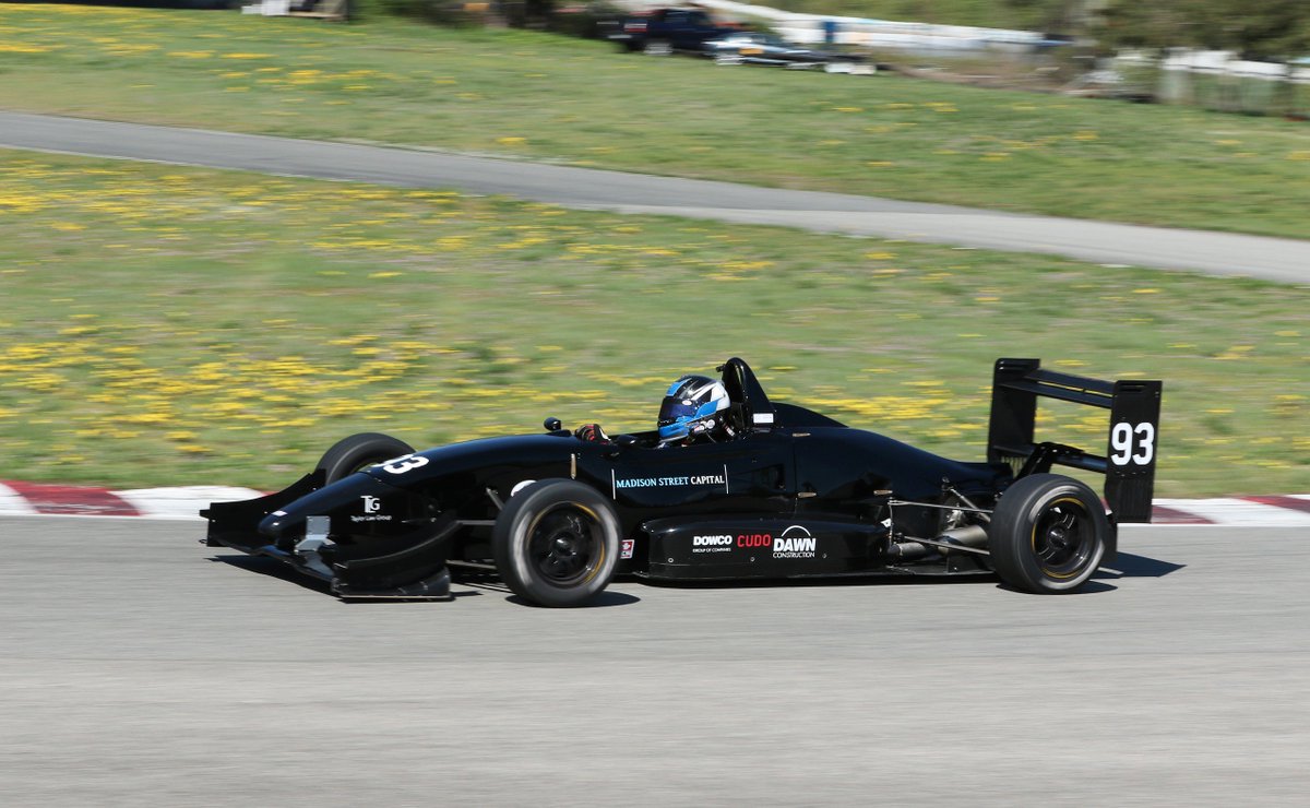 Holly_H_H's tweet image. Another couple of checkered flags this weekend for Andrew Dobbie. 🏁🏁
#formulacontinental #93 #ADracing @MadStCap @langleydivorce (Scott Taylor, Family Law)