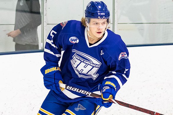 #NA3HL Commitment Alert: <a href="/JrBluesHockey/">St. Louis Jr. Blues</a> and Top Prospects defenseman Tom Yurisich has committed to play NCAA Division III hockey for @LUVikingsHockey #StepAbovetheRest na3hl.com/news/story.cfm…
