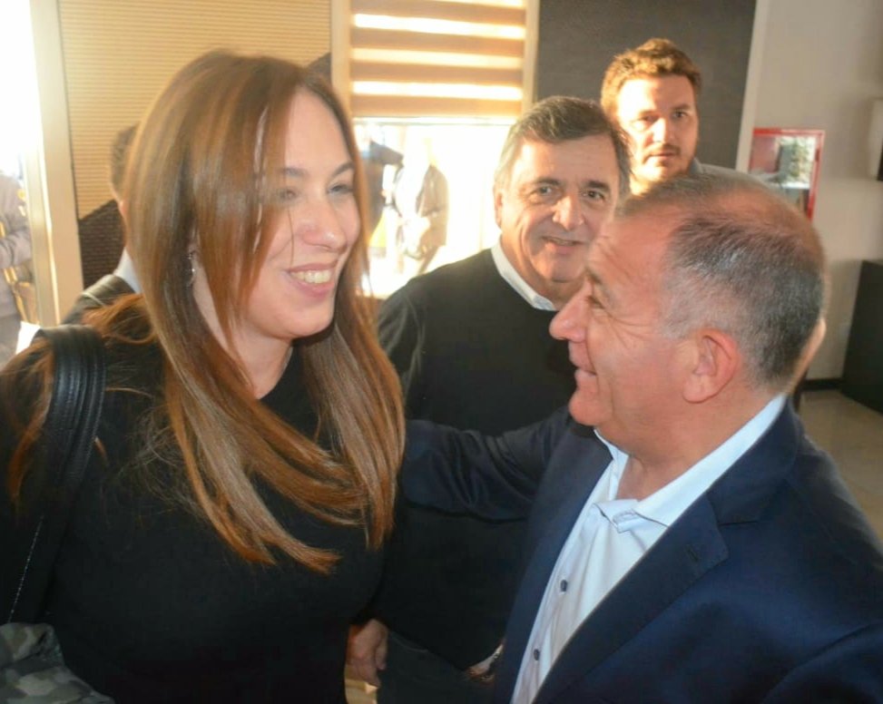 ljuez's tweet photo. Gracias @mariuvidal por tu apoyo!!!
#CordobaCambia https://t.co/PCuWf1QOOV