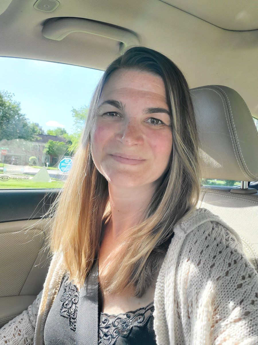 newhomecareer's tweet image. New month new goals! Off to make new connections and learn about what other's are passionate about! #networking #buildingrelationships #supportandencourage