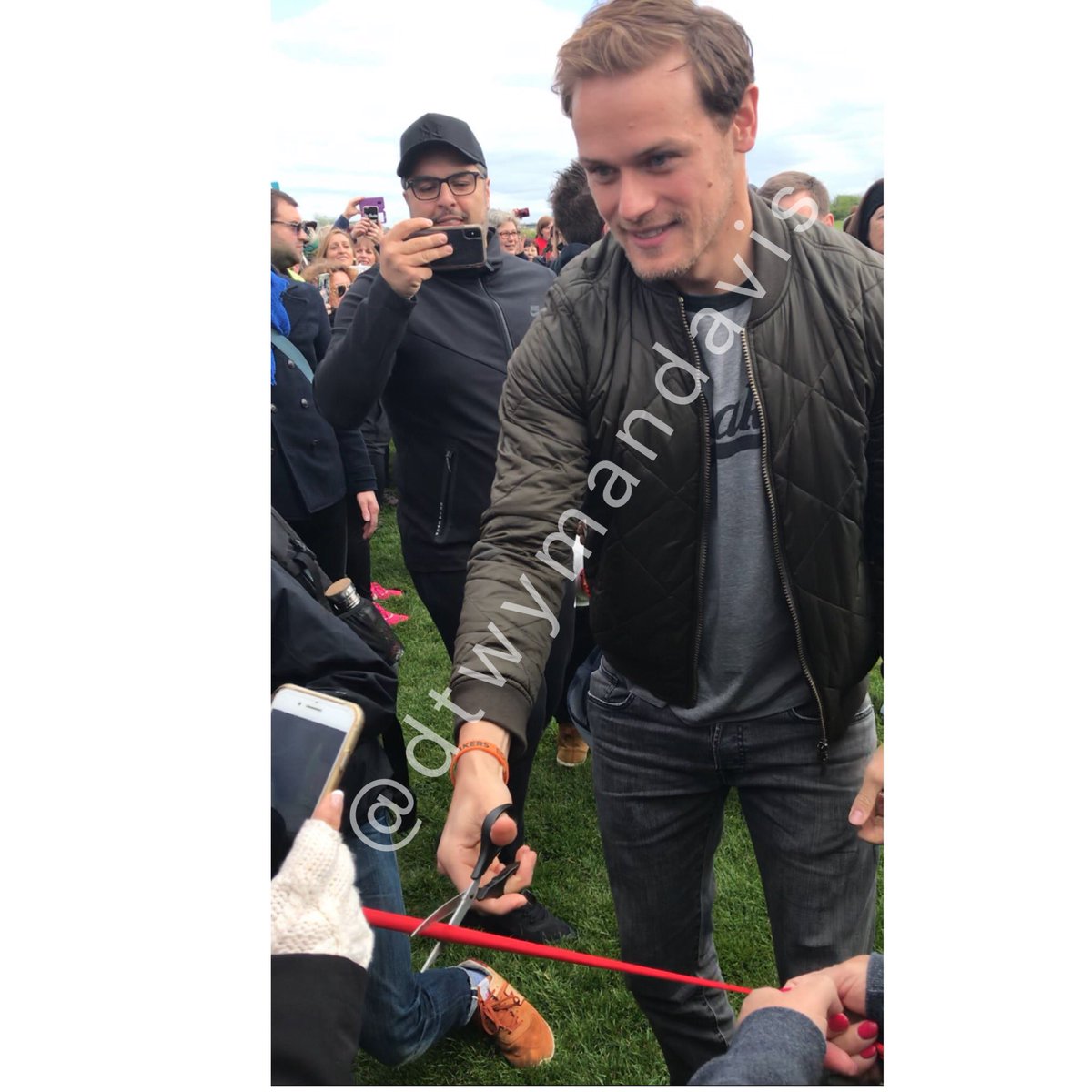 dtwymandavis's tweet photo. @SamHeughan cutting the ribbon๐ @MyPeakChallenge #PeakerMarch #ProudPeaker #PeakerForLife
Thanks for the memories Sam!
@CHPeakers https://t.co/1OocUTCfrq