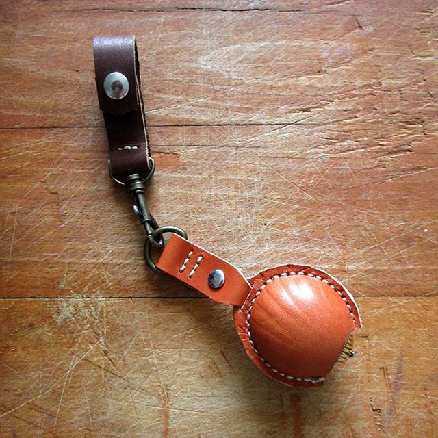 5sizes2small's tweet photo. Trying out leather work. It's been a long time for me, and I finally invested in some of the tools I needed. This is my first try at wet forming. It's covering a small measuring tap that I found at a thrift shop. The idea is to have it on my belt when working and fabricating… https://t.co/fYIlZ5drxl