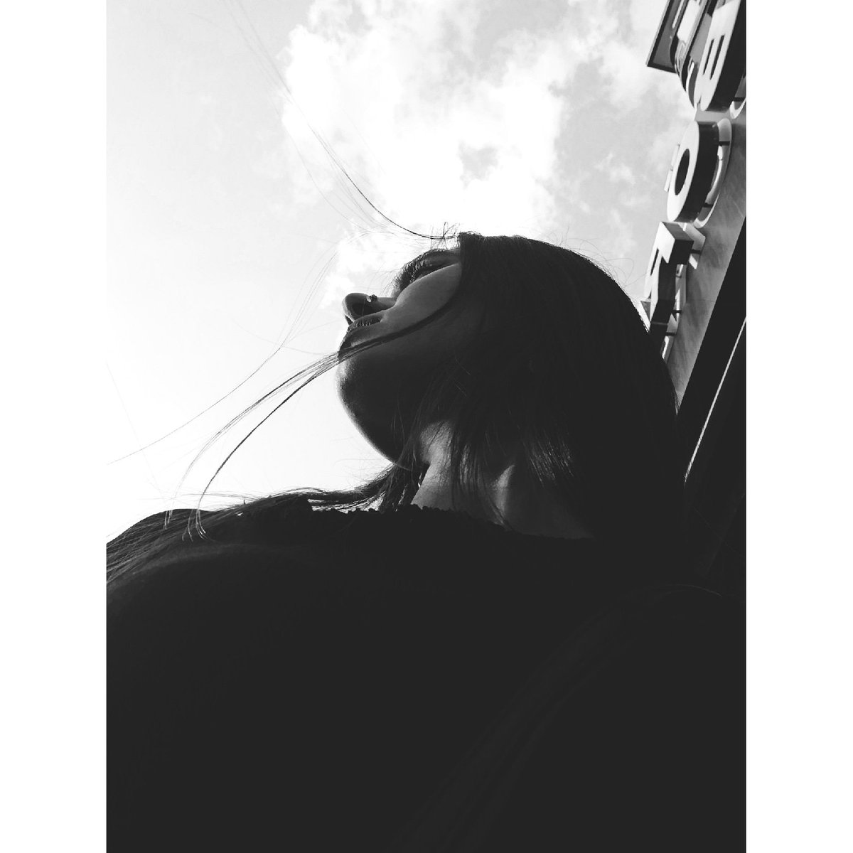 Duyduğum en sağlam yalansın..