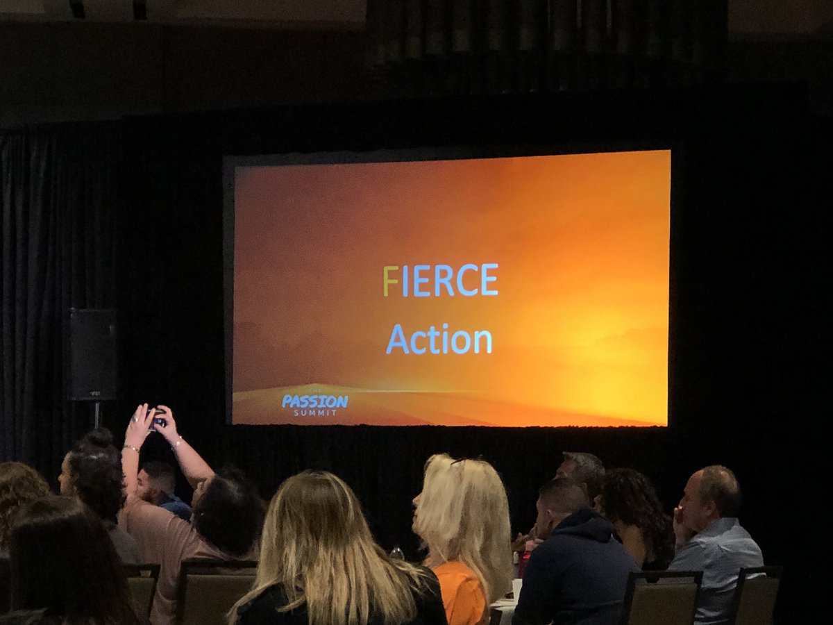 Carolyn Colleen talks about 3 steps to break free from fear...Breath, Focus and take fierce action! #thepassionsummit