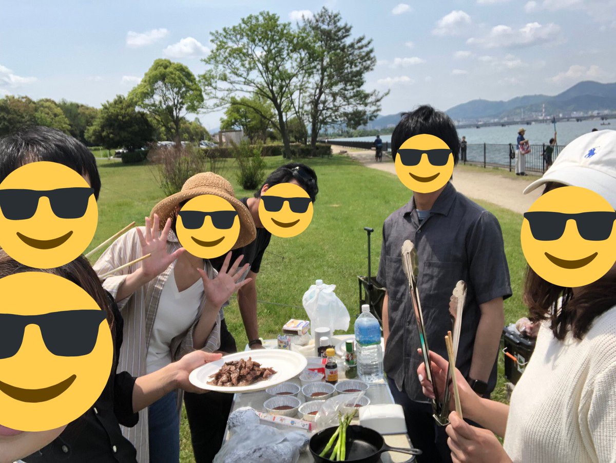 Ojima_Yasuyuki's tweet photo. GW最終日 令和最初のBBQ
カプレーゼ,チーズフォンデュ,パエリア
最高かよ https://t.co/vReuh2XRYg