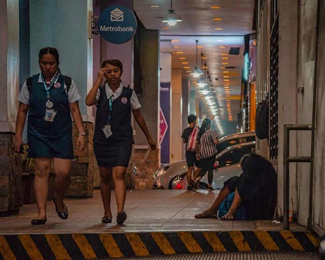 jarnx's tweet photo. Apathy
#photography #streetphotography #streetsofmanila #streetgramsvisuals #photographyislife #visionofpictures #eyecandy_collective #spicollective #aspfeatures #forumtheme #oneworldphotograph #creativecontentbuilders #philippinesgram #elusivetones #cap… https://t.co/L73xttkf2l https://t.co/LW3u5h91lX