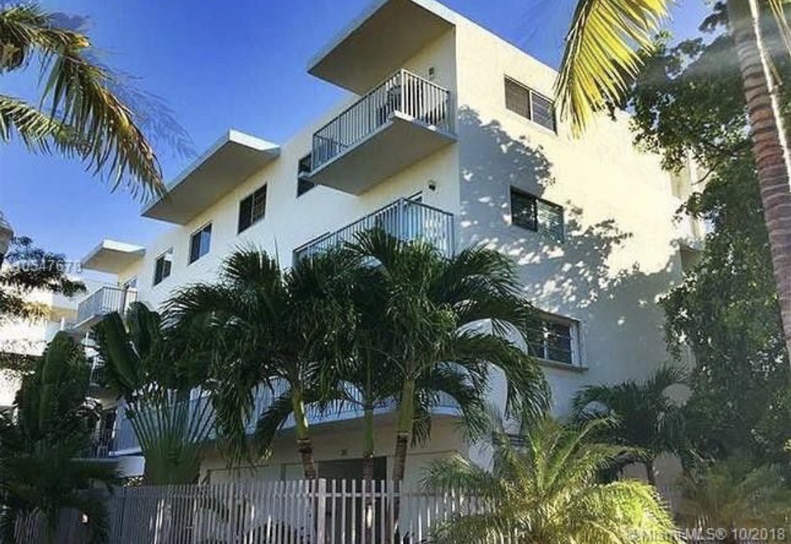 305Realty's tweet photo. Listing Alert 🔥
301 Michigan Ave. Apt 301
-1 Bedroom
-1 Bath
-700 sq ft. 
Contact us for showings/inquiries. #RealEstate #MIAMIRealtors #miamirealestate #miami #MiamiBeach #southbeach #oceandrive https://t.co/lf1ItrxcTf
