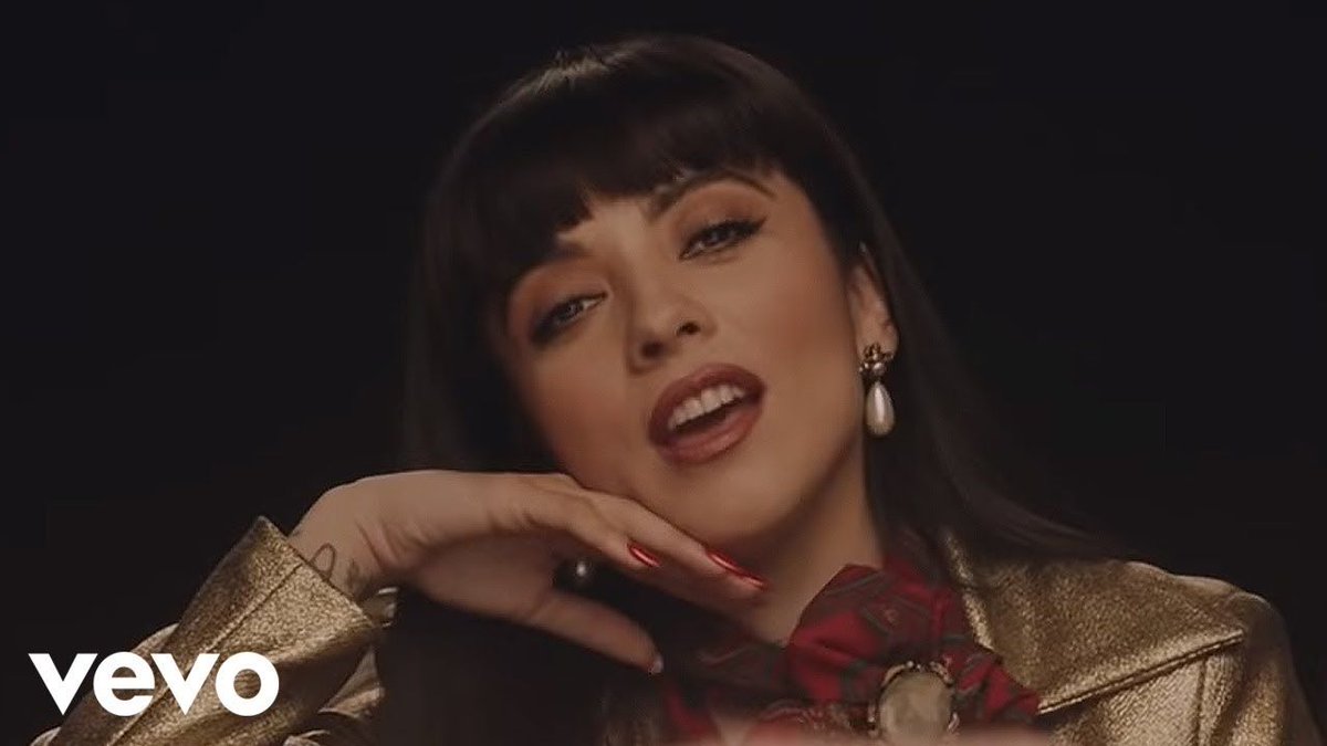 UMusicMexico's tweet photo. ¡"El Beso" de @monlaferte está nominado como Video del año en los #PremiosMTVMIAW! 😘 
¿Cuántas veces vas a votar? 🗳️ https://t.co/DbasRVjlgh
🎥: https://t.co/ub3IBNkCUQ https://t.co/VjP37S0Euq