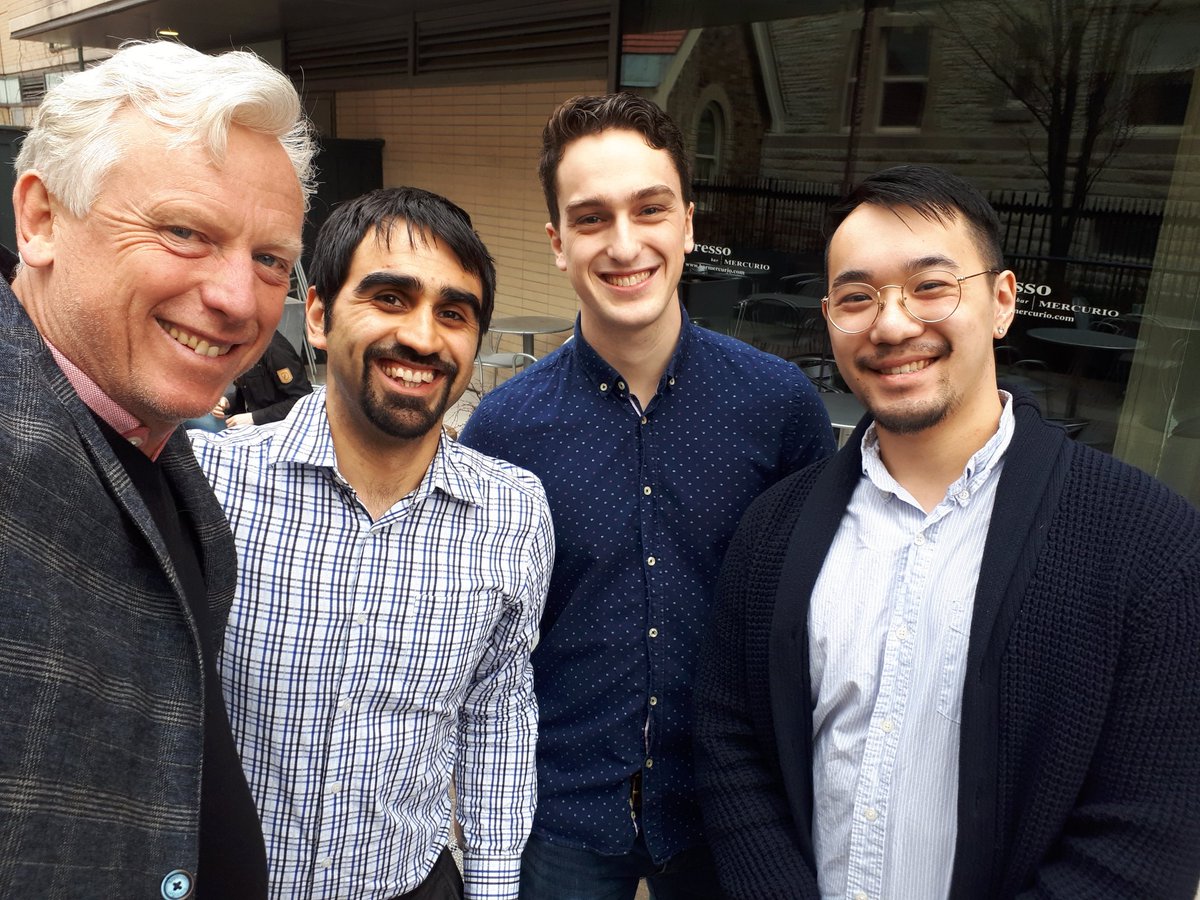 voicefortransit's tweet photo. Thank you @iamdavidmiller for meeting with us today to discuss how we can resolve delays and overcrowding on #TTC subway. #transitwatch #onpoli #topoli #transitiscool #letsmaketransitbetter #lessdelays #lessovercrowding https://t.co/l4C8ZtLpFz