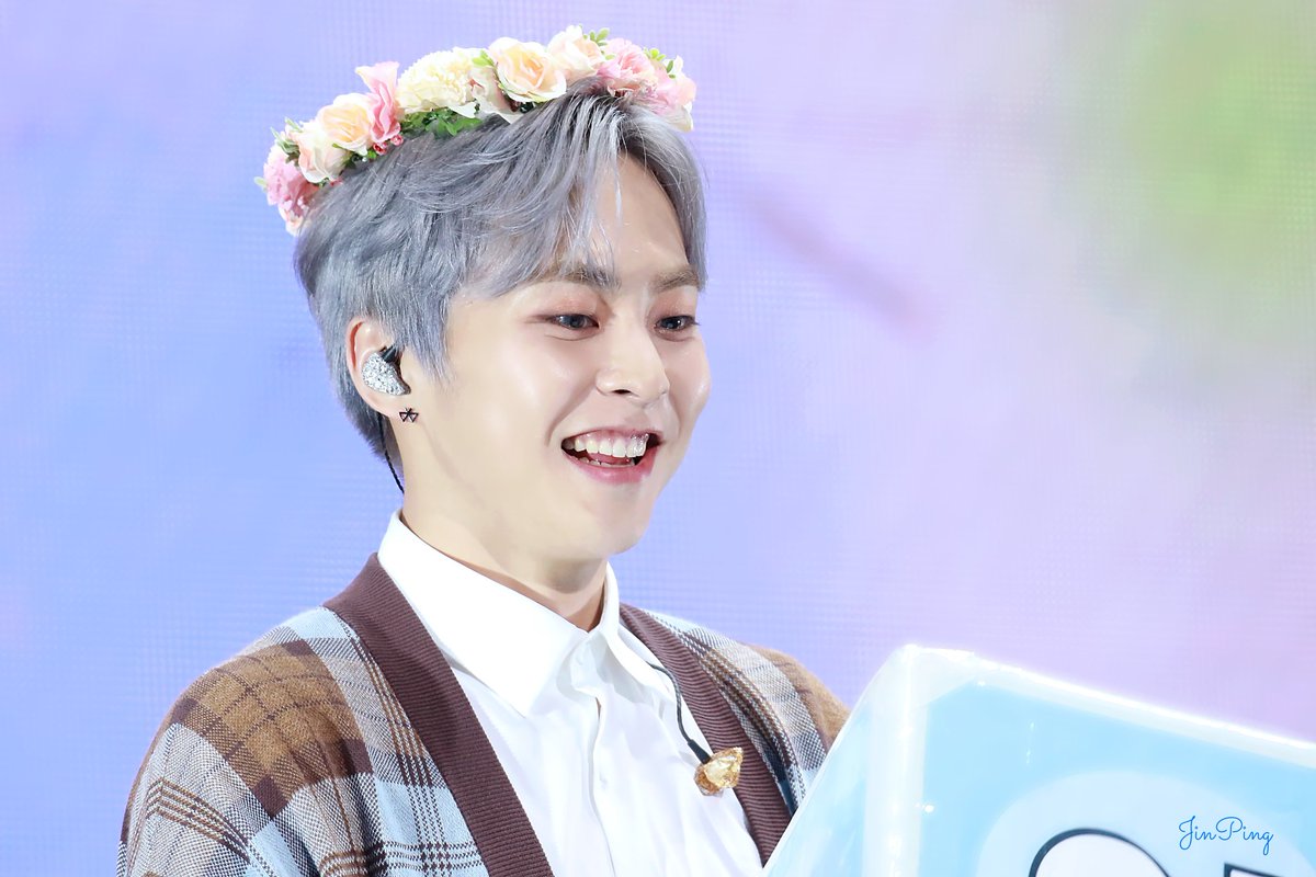 Cintahehe2's tweet photo. We'll miss you and i love you😫#XIUMIN_always_you #XIUMIN @weareoneEXO https://t.co/C6S5ZGuoGX