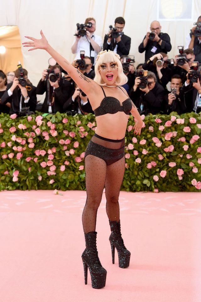ObdurateEsentls's tweet photo. #ObdurateEssentials #MetGala #MetGala2019 #CampNotesOnFashion #Camp #LadyGaga #BrandonMaxwell #MultipleLooks #EveningGown #Gowns #ColumnGown #Dresses #Dress #Pink #Lingerie #PlatformShoes #Heels #Shoes #Shades #Sunglasses #Fashion #Looks #Events https://t.co/ssVLbFR2AL