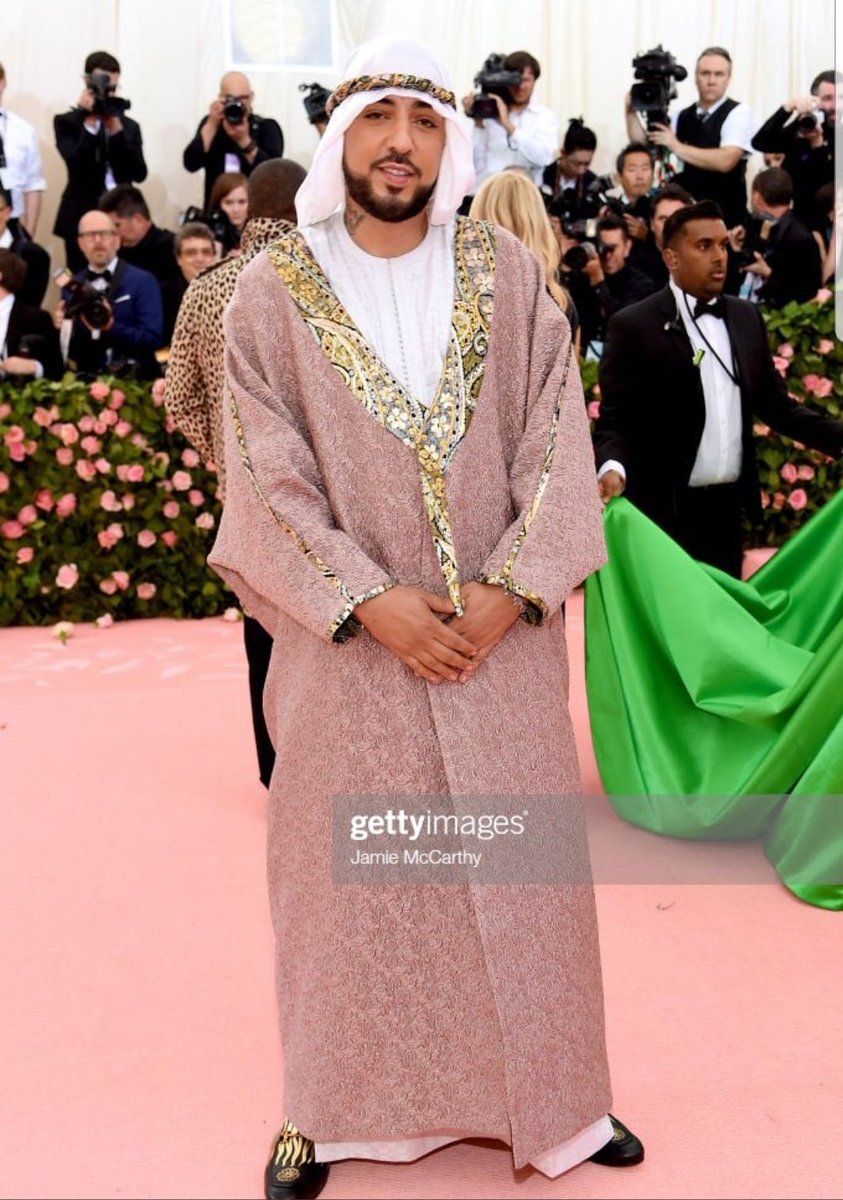 electricbazaar_'s tweet photo. When you've got Taraweeh at 10 and #MetGala at 11 https://t.co/ZN7ySiFzYN