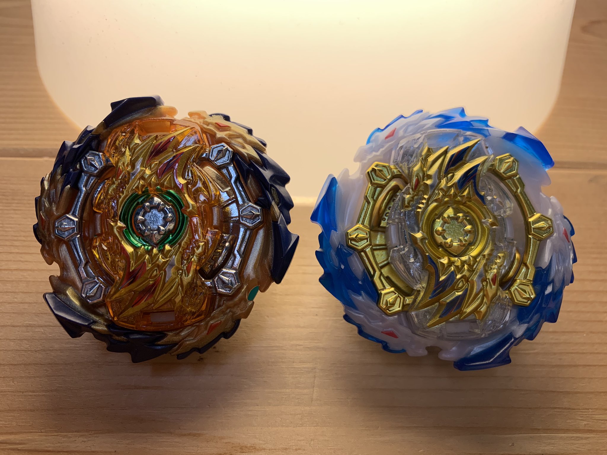 限定】ベイブレード ウィザードファブニル 光龍ver- 限定】ベイブレード ウィザードファブニル 光龍ver-