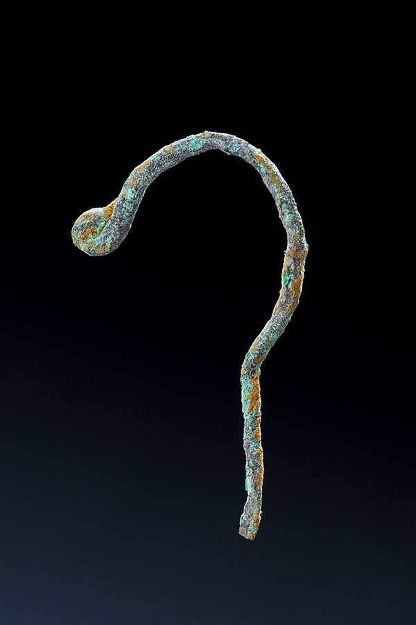 Antullanka's tweet photo. Aros de 1.000 años que demuestran una antiquísima práctica orfebre en el mundo mapuche, pero algunos insisten en instalar la idea de que la orfebrería es posterior a la colonización / Complejo Pitrén
Fuente: https://t.co/FrUfULPF88
#Mapuche #Cultura #Milenaria #Retrafe https://t.co/yWSCzra1k6