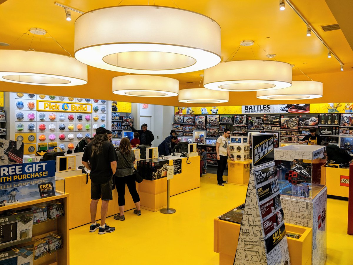 the lego store canada