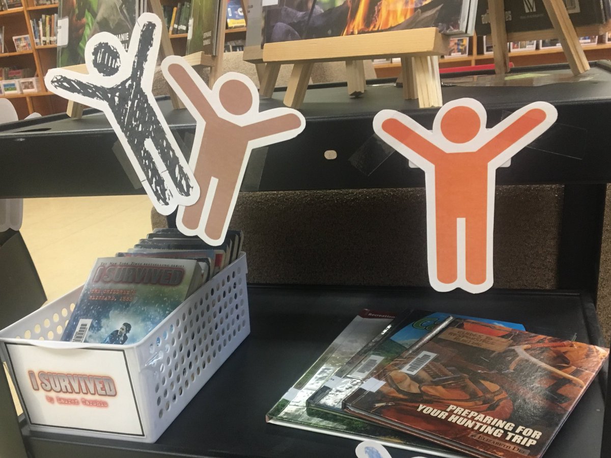 JLALibrary's tweet photo. @JLALRC encourages students to READ survival stories. #readeveryday #JLAreads https://t.co/t1mpT7KBE3