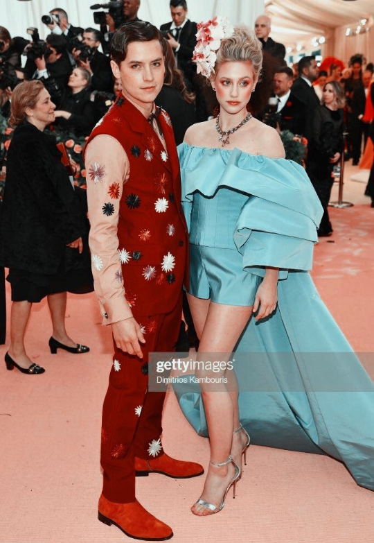 TheJeraaaSayson's tweet photo. Cole Sprouse and Lily Reinhart look so good together. WAHHHHH😍❣ #MetGala https://t.co/OMupLQc5Y3