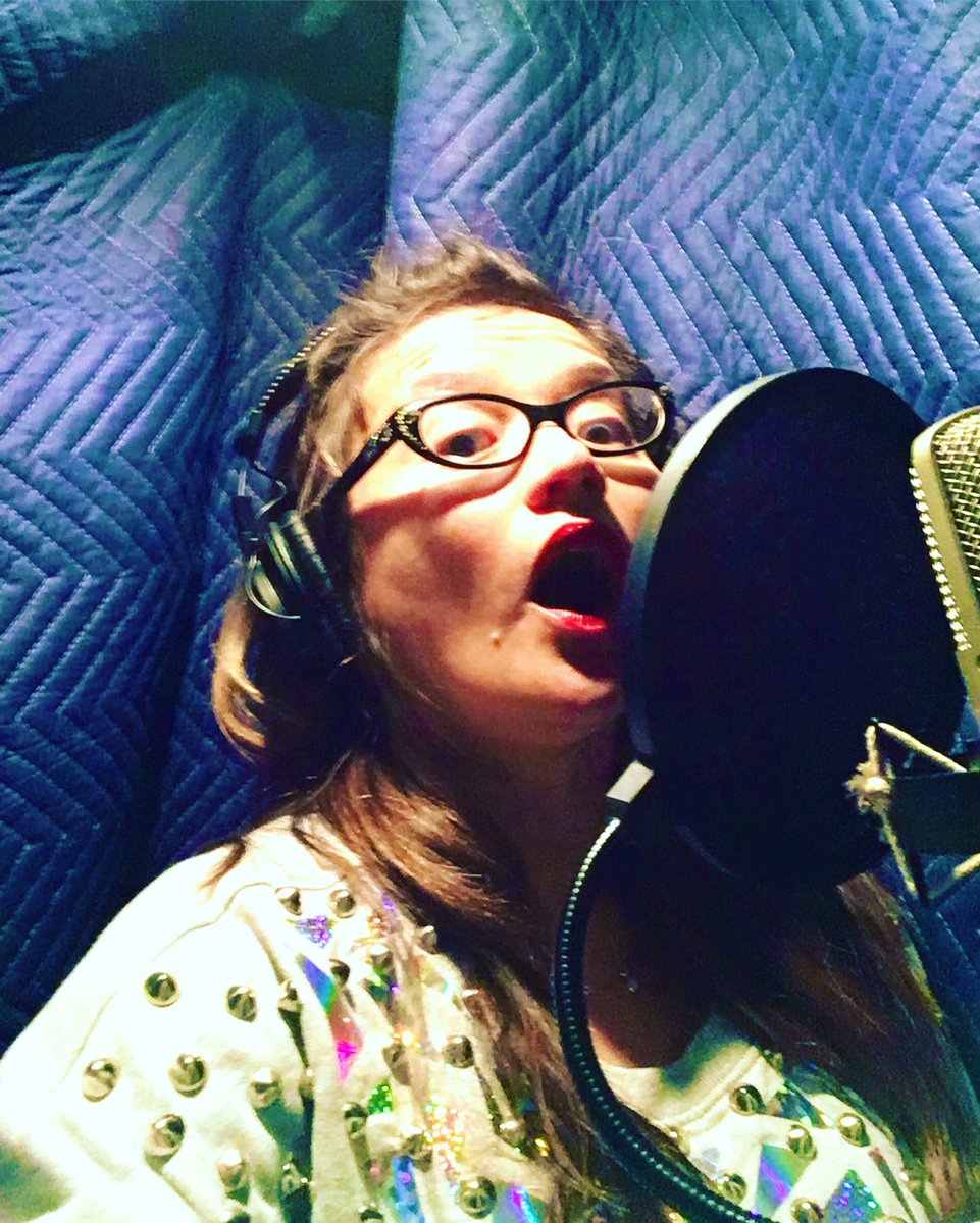 TarabudDelight's tweet photo. Voice actress caught in the act. #Voiceover #voiceacting #inthestudio #studiorecording #actorslife #commercial #animation #chatactervoice #English #Spanish #neutralspanish #latina #workingwoman #makingyourmark #VOICE https://t.co/FVyKI3v7dn