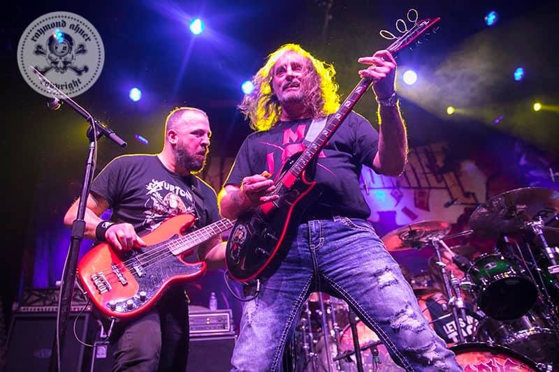 MarkMenghi's tweet photo. Thrashing with the one and only Rick Hunolt of the mighty @ExodusAttack a few weeks back at the @FillmoreSF in San Francisco. 📸. By Raymond Ahmed #metalallegiance #exodus #thrashmetal #bayarea #thrash #rickhunolt #hteam https://t.co/ouvVX3X0T3