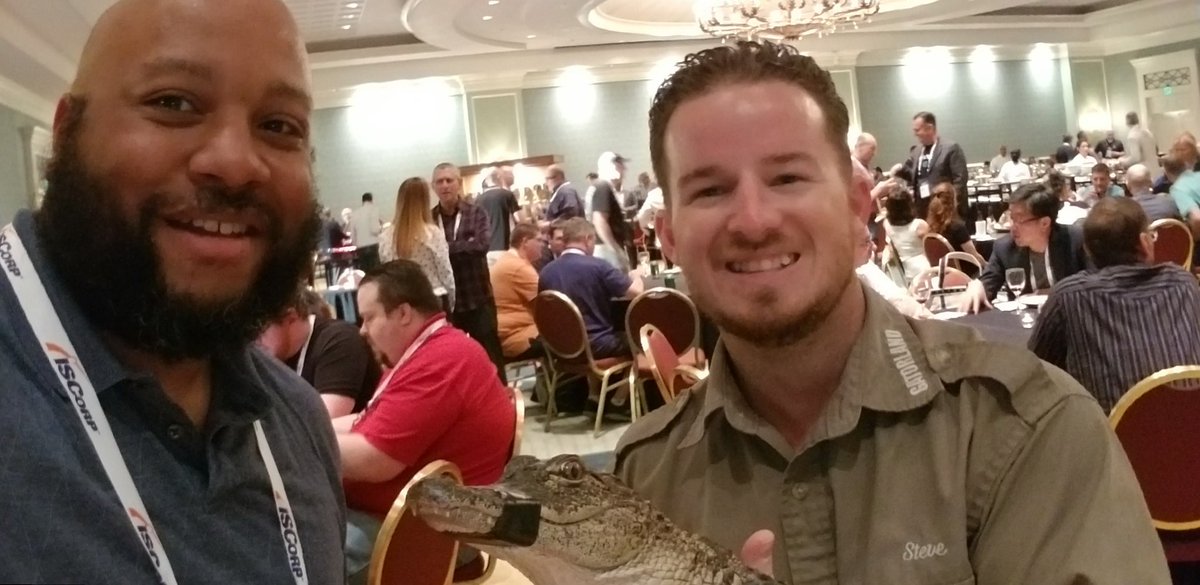 rightincode's tweet photo. Hanging out with the gators and @ProgressSW in Orlando, FL at #ProgressNext2019 ! https://t.co/OMZ4m3ejPq