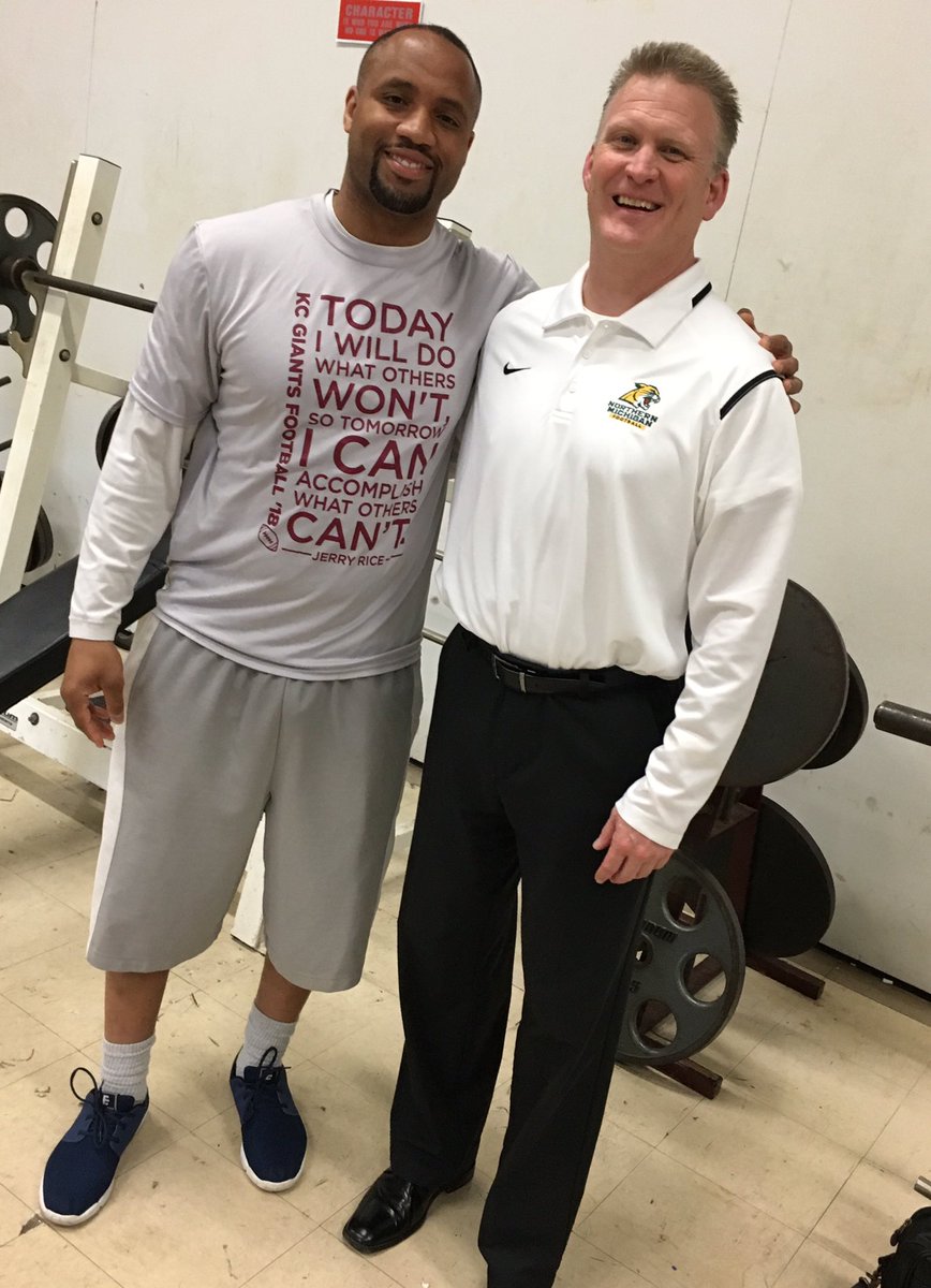 Carlton Brewster II (@carltonbrewster) on Twitter photo It mean something when the Head Coach arrives. Thanks Coach Kyle Nordstrom! #godis...💪🏽❤️✌🏽👏🏽🙏🏽👌🏽😁😃😀 <a href="/NMU_Football/">NMU Football</a> <a href="/KCGiantsFB/">KC Giants Football</a> It mean something when the Head Coach arrives. Thanks Coach Kyle Nordstrom! #godis...💪🏽❤️✌🏽👏🏽🙏🏽👌🏽😁😃😀 <a href="/NMU_Football/">NMU Football</a> <a href="/KCGiantsFB/">KC Giants Football</a>