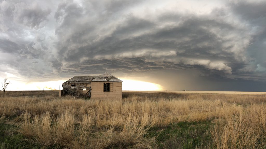 PawneeStorm's tweet photo. Near Campo Colorado #COwx https://t.co/wxACRQwZIw