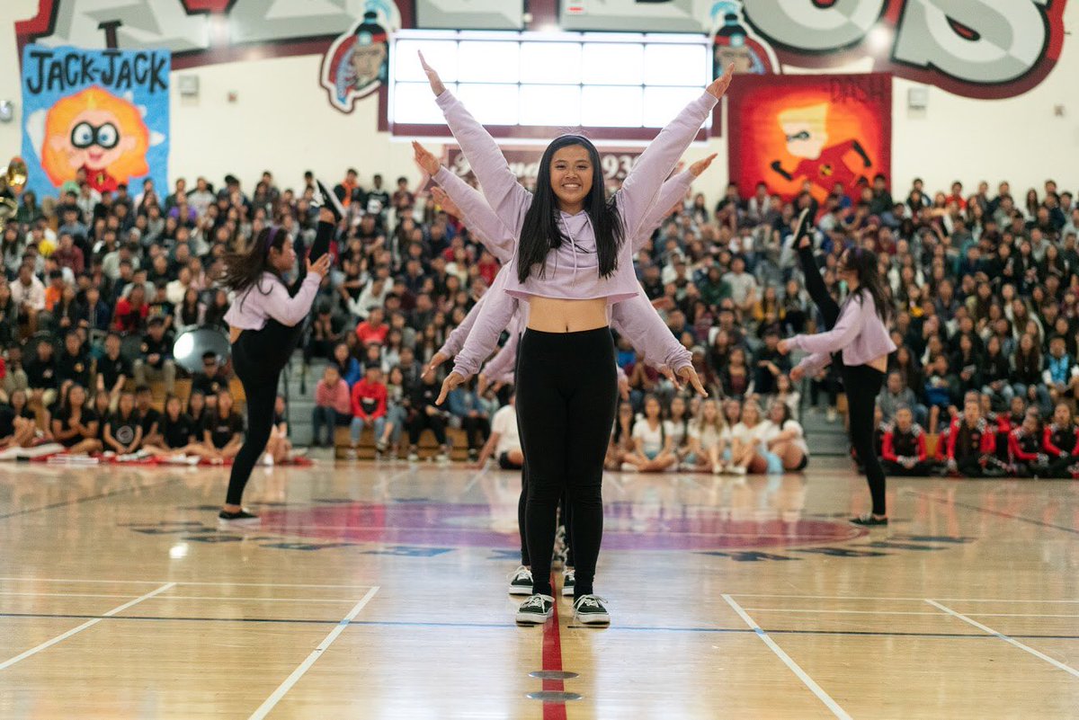 theaztecnews's tweet photo. Check out Drill’s APR performance! https://t.co/vKUJEGvbm3 via @YouTube https://t.co/Zk4PTPE4NE