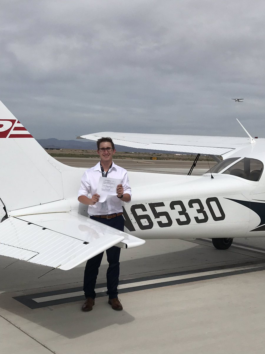 _cnorris13_'s tweet photo. Got my private pilots license ✈️ https://t.co/HjX21LpAWe
