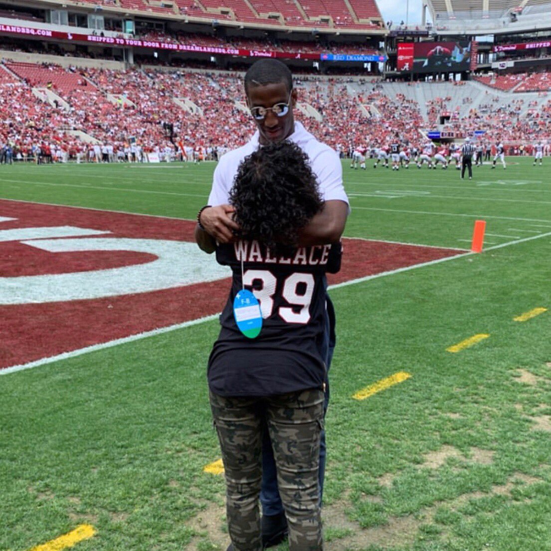 34_Culture's tweet photo. #RollTide #bama ⭐️ https://t.co/oy0pO82stU