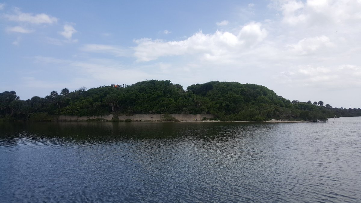 ted_bolen's tweet photo. Diamond Owners out on the water enjoying the Manatees and Dolphins. Turtle Mound Eco Tours. #daytonadifference #eventsofalifetime @abdelajason @Tflood1113 @DemutisG @_DanielK8 @cbauer625 https://t.co/nbg5ZDUxdB