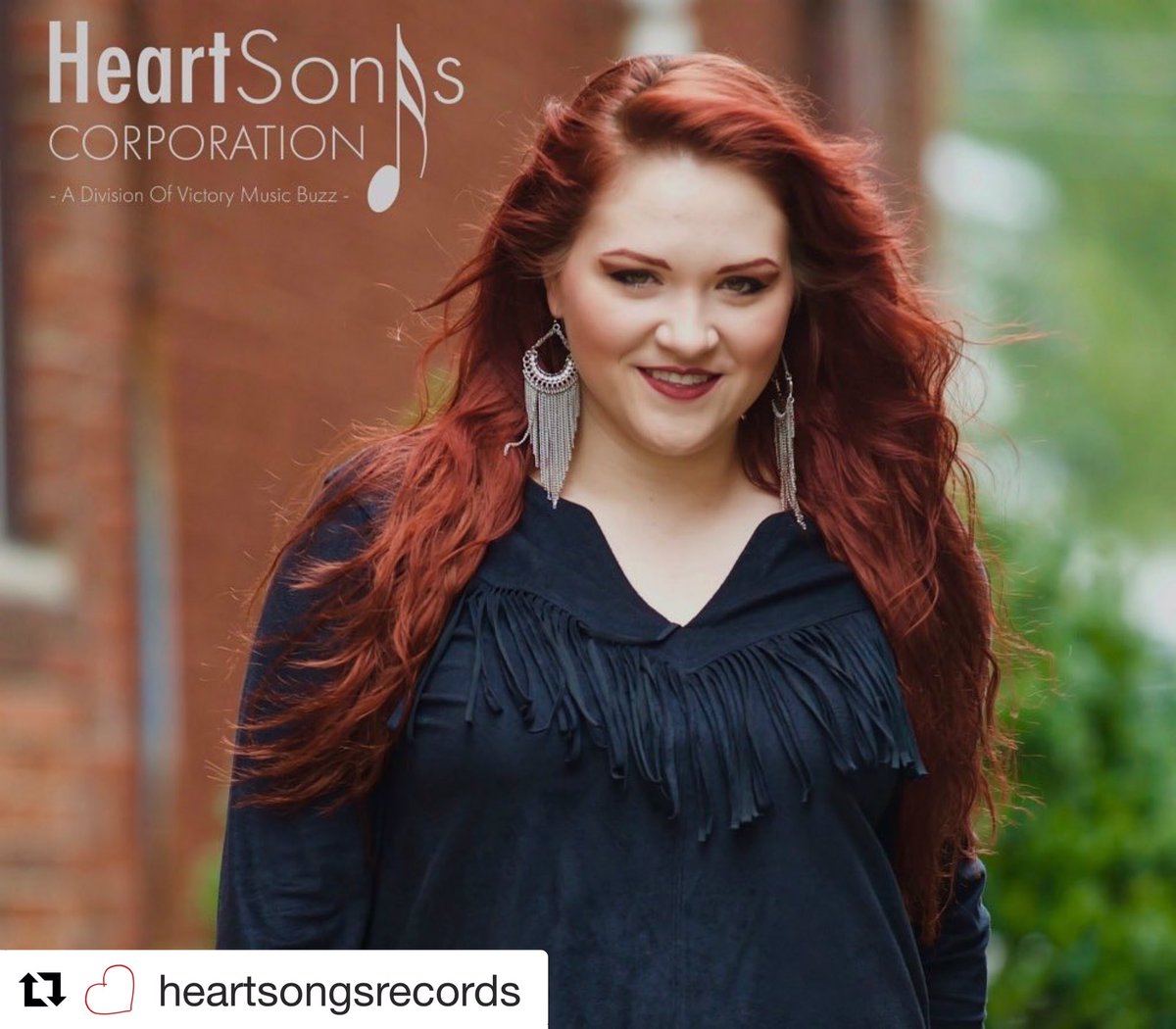 Officially signed a management &amp; record deal with <a href="/HeartSongsLabel/">Heart Songs Records</a>. I’m so excited y’all!!! 🤩 #artistsigned #dreamscomingtrue #countryartist #heartsongslabel #ijustgotsigned