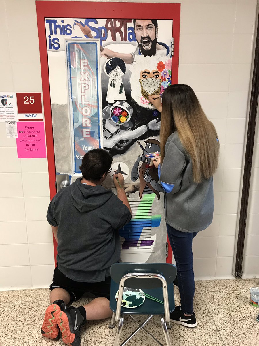 JCDArtClub's tweet photo. #advanced2d art students working on the #door #mural today. Getting a little father each day! #jcdpride #cantfitmanypeopleatthedoortopaint https://t.co/EmQzN9Cp7O