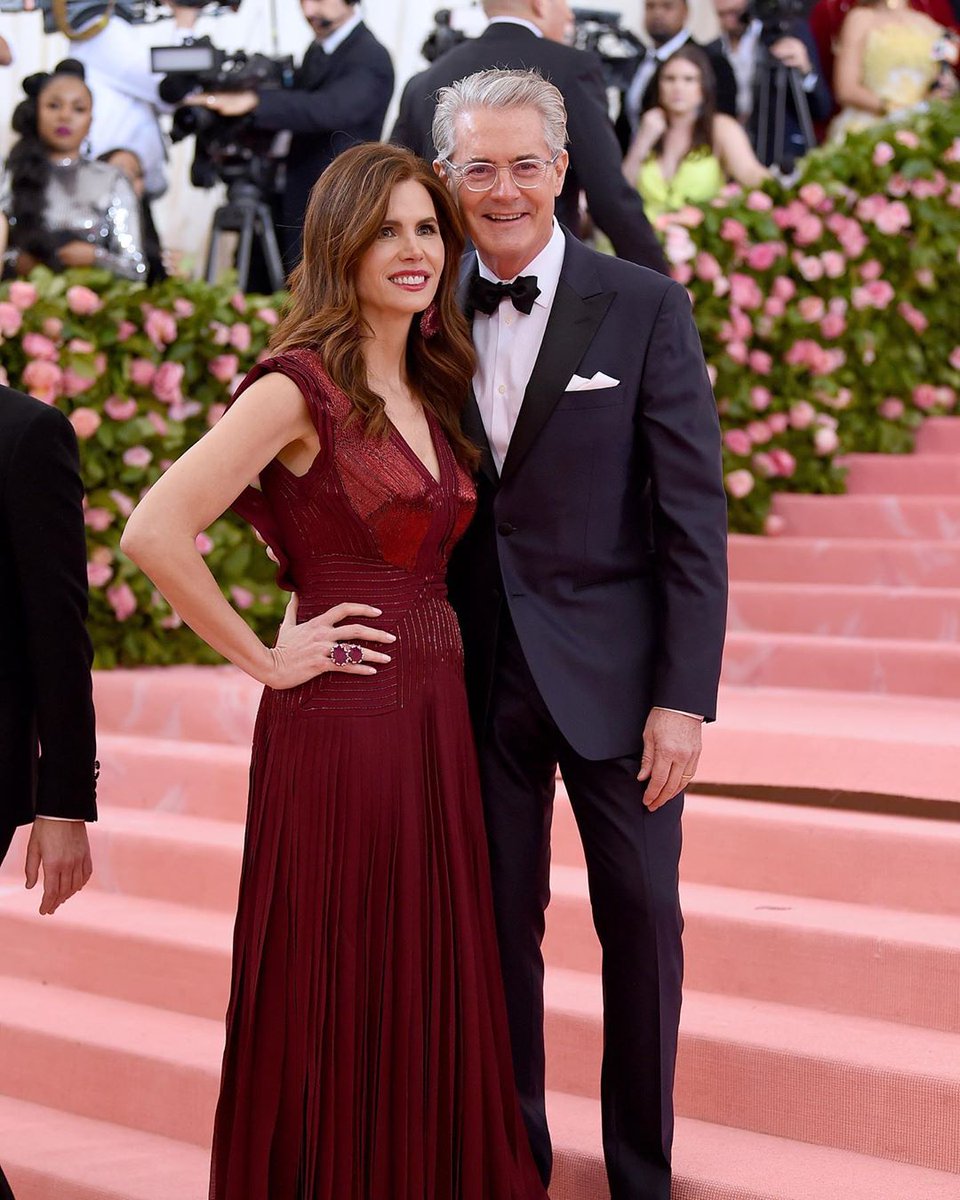 <a href="/desireegruber/">Desiree Gruber</a> and <a href="/Kyle_MacLachlan/">Kyle MacLachlan</a> at the 2019 Met Gala.   #MetGala

lynchgirl90.tumblr.com/post/184702105…