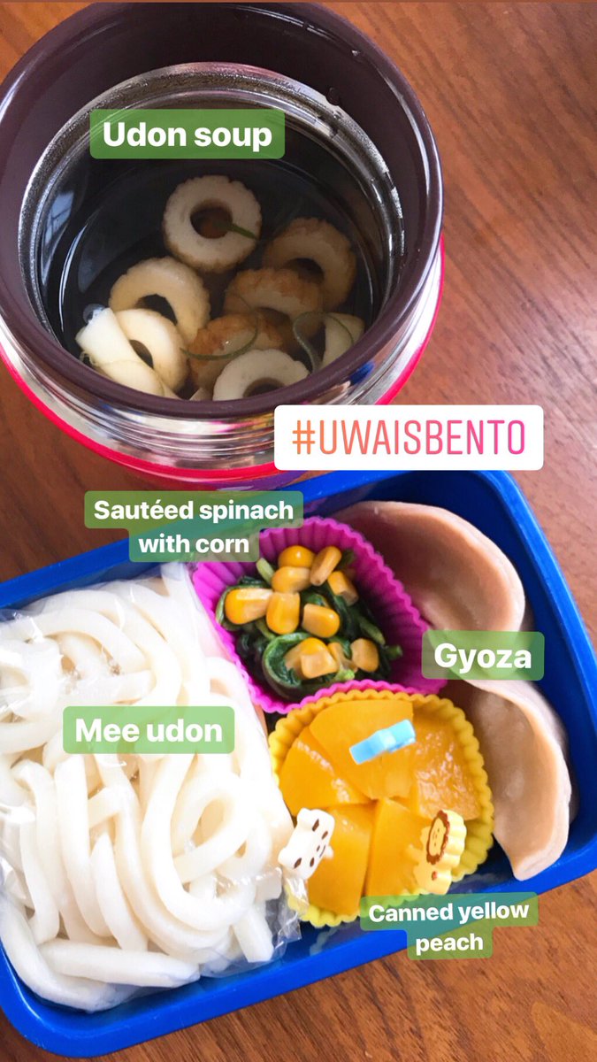 Back to  #UwaisBento setelah 10 hari cuti! 1st day kelam kabut sebab baru nak adjust badan & jadual dgn Ramadhan (esp sahur sbb sahur pkul 2-3am). Tu Uwais berlari dgn sensei sbb mama terlambat sikit hantar dkt tmpt tunggu bas pagi td (sbnrnya bas sampai awal 4 min haha)